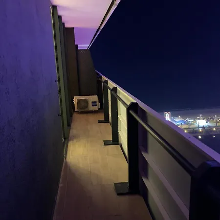 Vip Aparthotel Orbi City Sea View Batumi Exterior photo