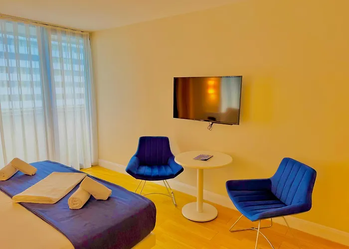 Vip Aparthotel Orbi City Sea View