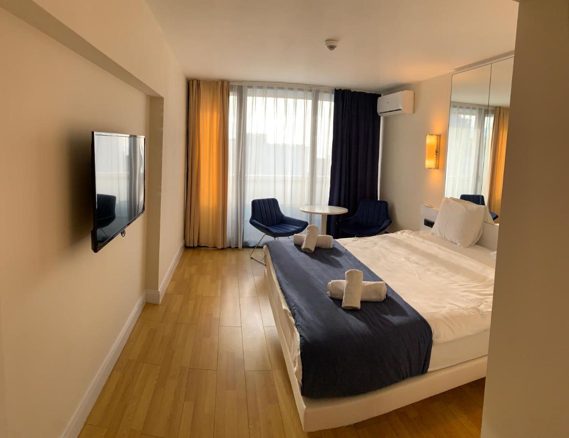 Vip Orbi Sea View * באטומי
