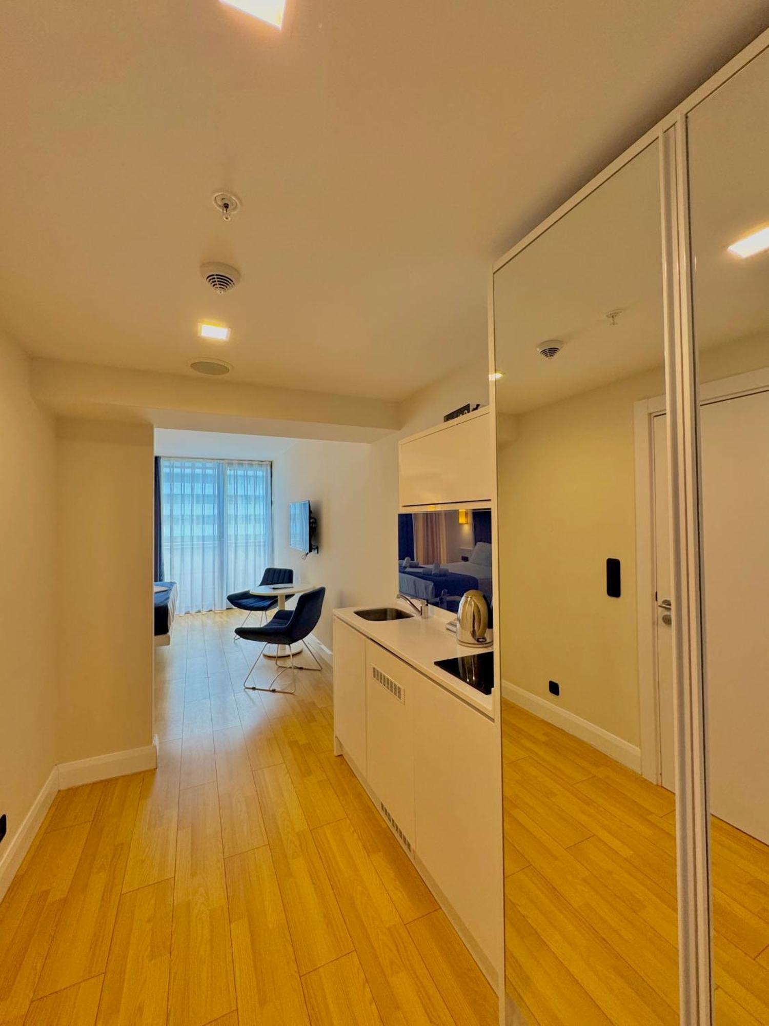 Vip Orbi Sea View דירה