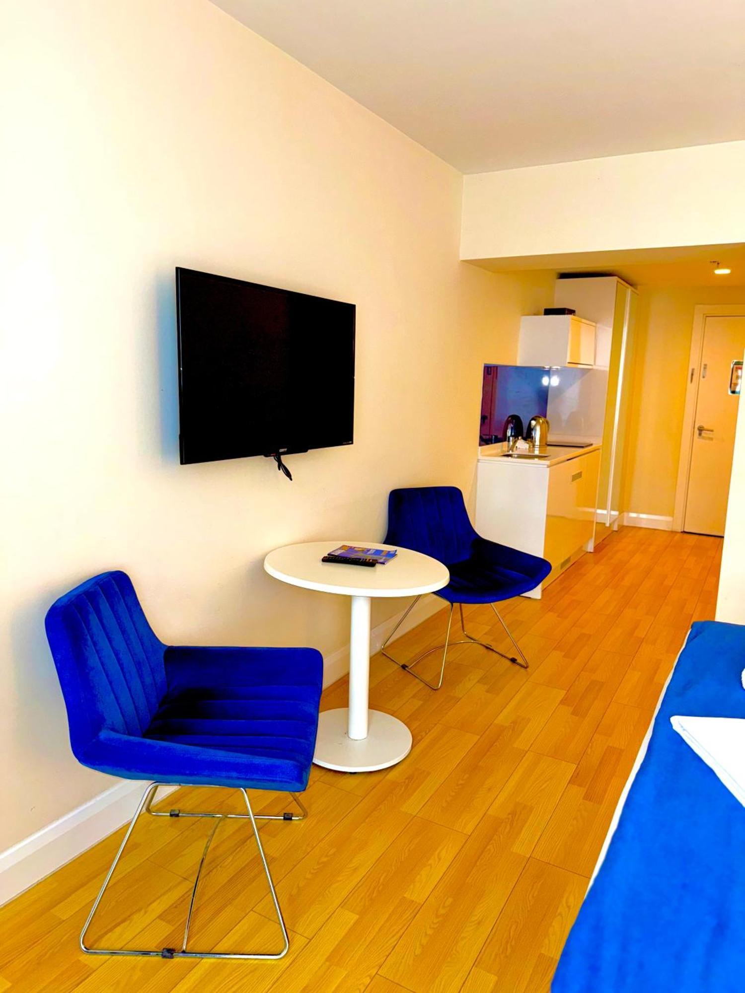Апартаменти Vip Orbi Sea View *